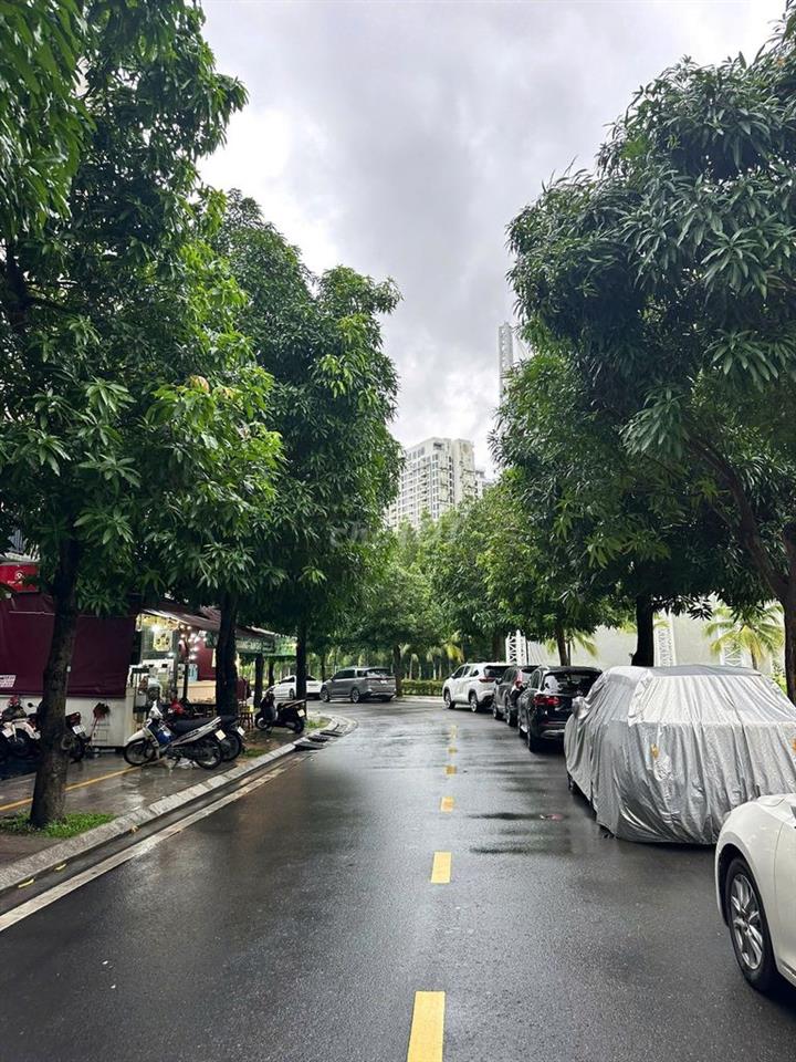 BÁN LIỀN KỀ THE MANHATTAN D9.14 – VINHOMES GRAND PARK