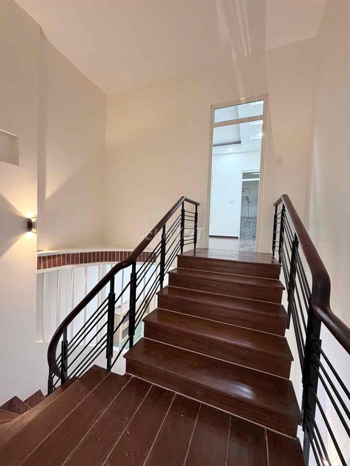 🏡NHÀ ĐẸP 4x14 - HẺM 5M Ô TÔ - CÓ SÂN - ĐẦY ĐỦ NỘI THẤT - 2PN 3WC