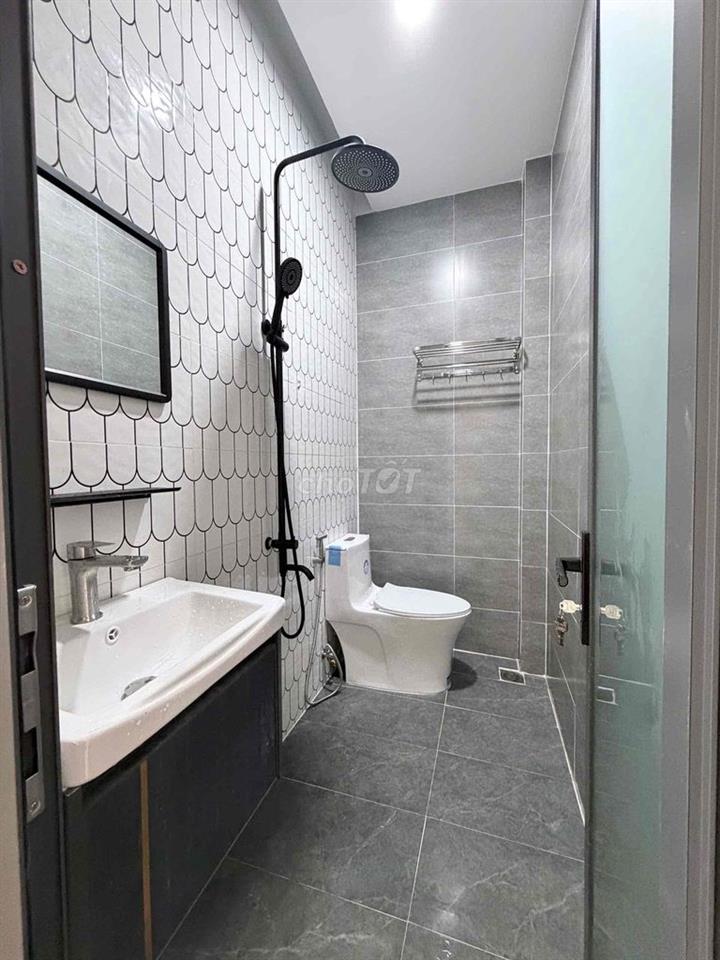 🏡NHÀ ĐẸP 4x14 - HẺM 5M Ô TÔ - CÓ SÂN - ĐẦY ĐỦ NỘI THẤT - 2PN 3WC