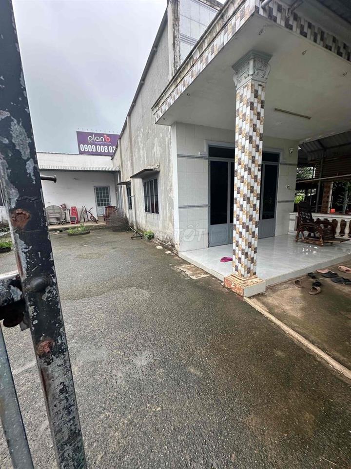 BÁN NHÀ 2 CĂN LIỀN KỀ GẦN SÂN BAY LONG THÀNH