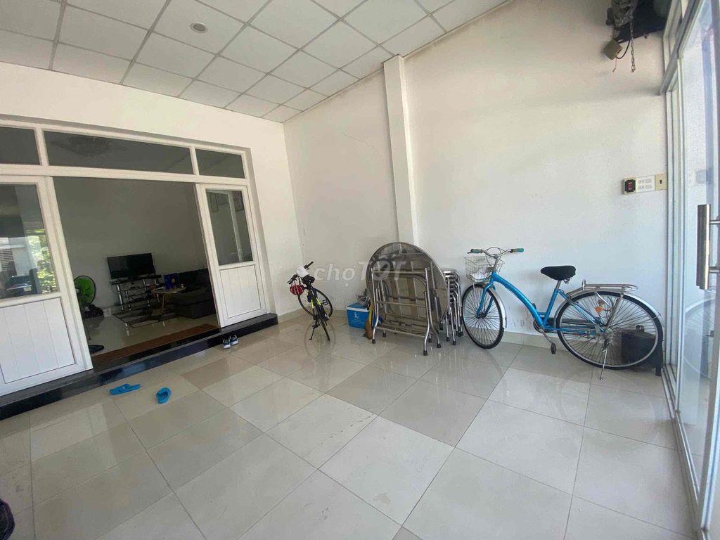 Cho thuê mặt bằng tầng trệt kinh doanh 100m² mặt tiền Đặng Văn Lãnh, P
