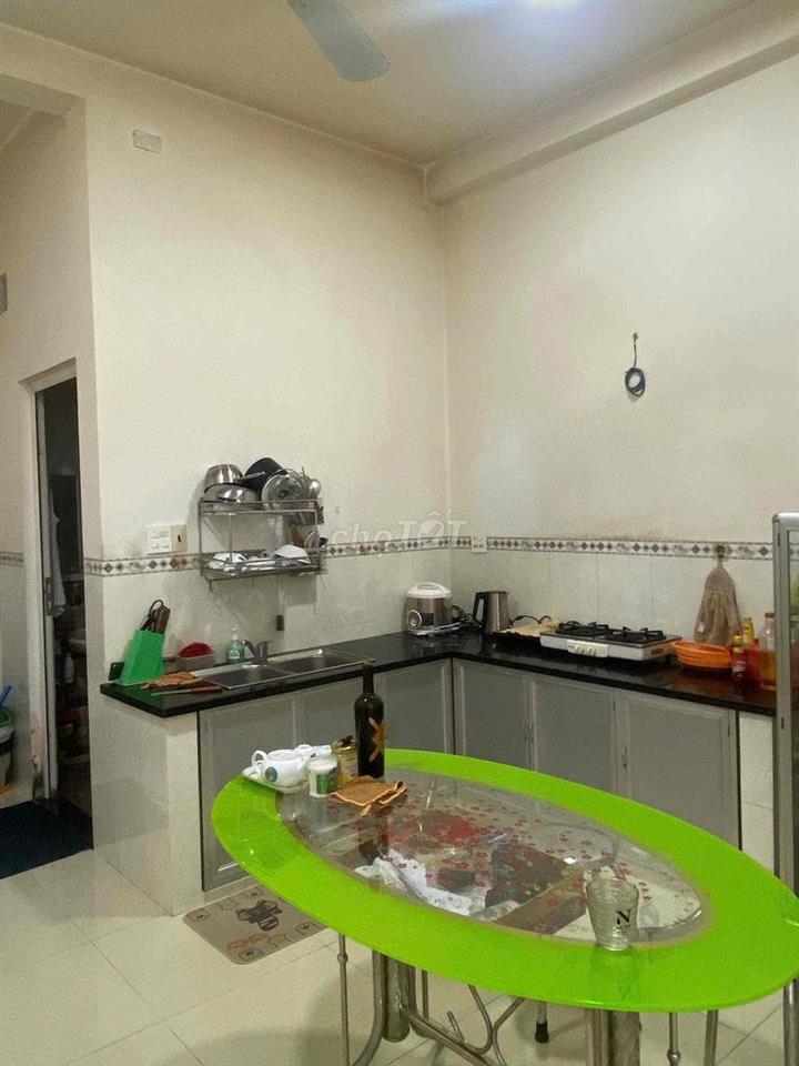Cho thuê mặt bằng tầng trệt kinh doanh 100m² mặt tiền Đặng Văn Lãnh, P