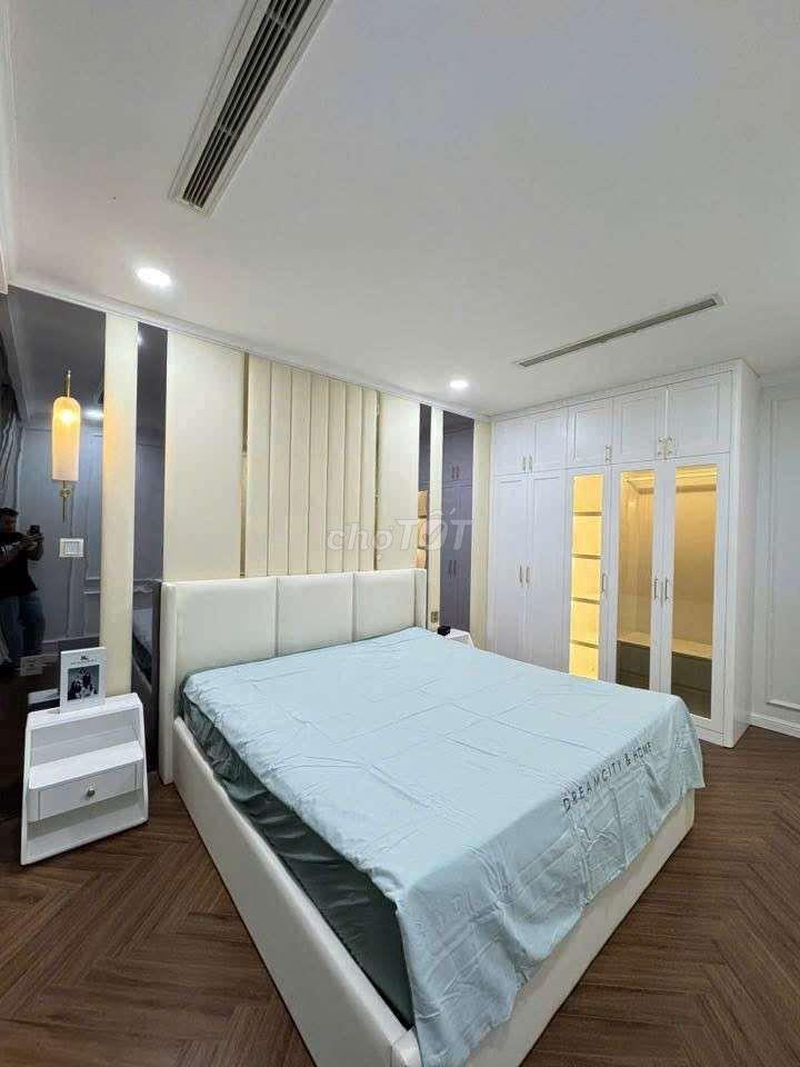 cho thuê 2pn cộng diện tích lớn nội thất mới 100% view thoáng mát đẹp
