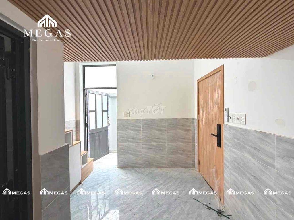 CHO THUÊ PHÒNG DUPLEX BAN CÔNG ĐI BỘ QUA IUH CHỈ 2 PHÚT PHÒNG MỚI 100%