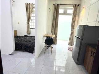 CHDV full nội thất + 1pn + ban công