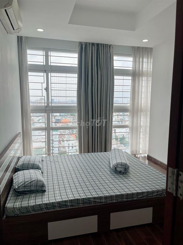 CĂN HỘ CAO CẤP – CỘNG HÒA PLAZA (150M² – 3PN – 3WC) – 18 TR/TH