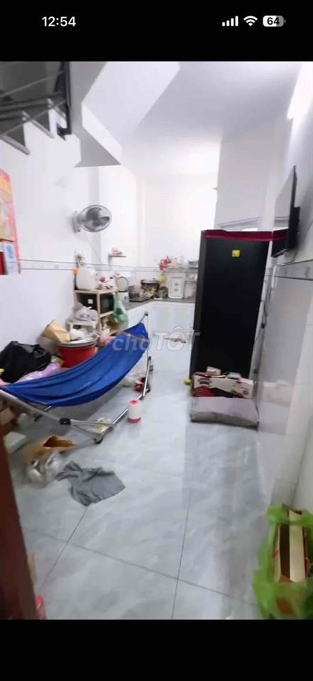 nhà quận 4 giá sốc
