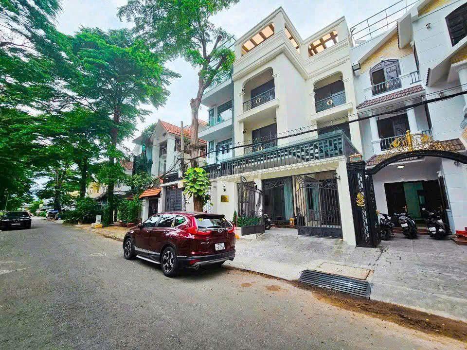 Cần nhượng phòng gấp (gần ĐH Văn Lang), hợp đồng đến hết tháng 3/2027