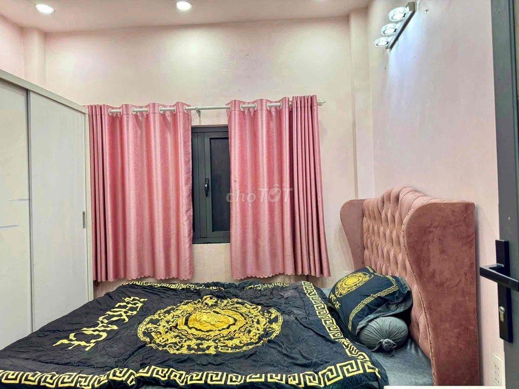 Cho thuê Nhà nguyên căn 2PN2WC Giá rẻ ngay Tân Định Q1