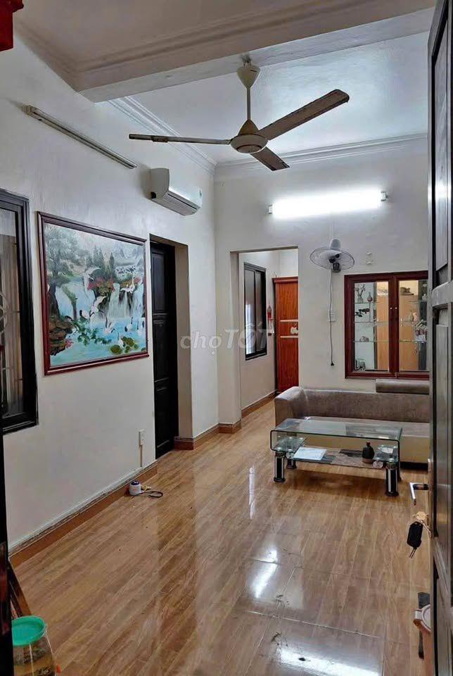Cho thuê C/c Harmona, Trương Công Định - Nhà 2PN,đủ nội thất giá 13tr5
