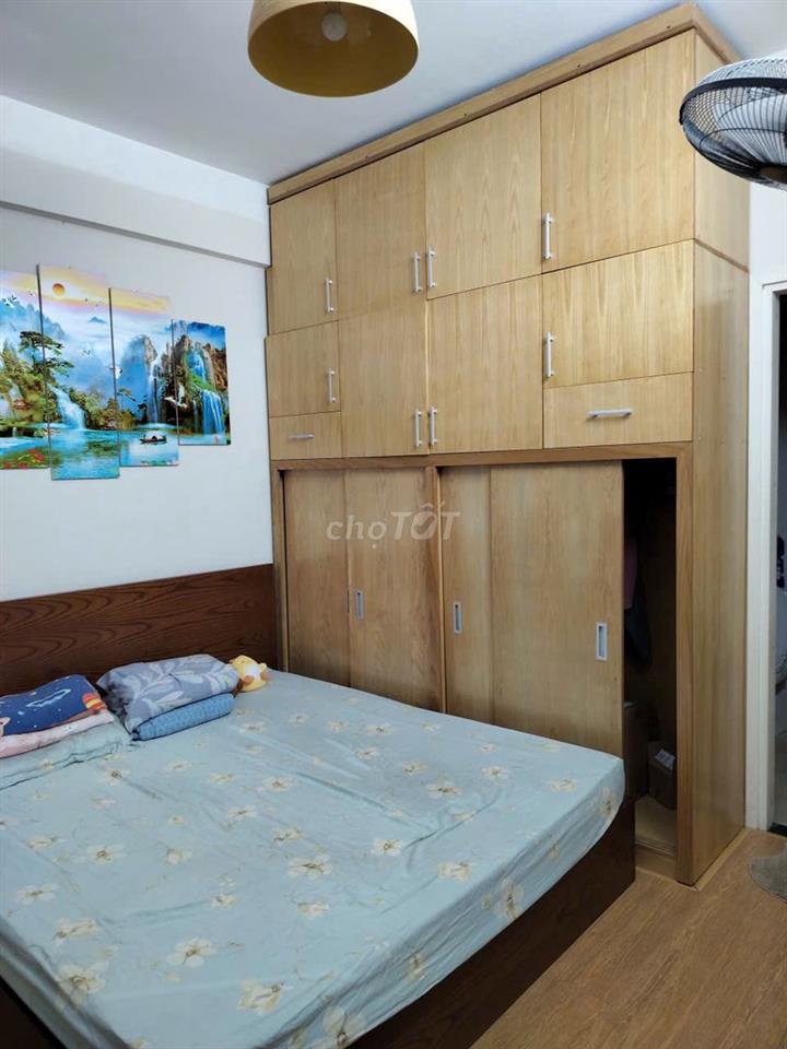 Mình chính chủ cần bán căn hộ 2 ngủ tầng 16 tòa D Xuân Mai Complex
