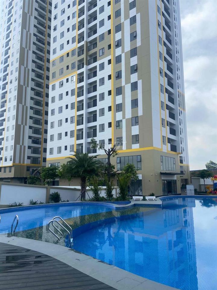 Căn hộ mặt tiền QL13
