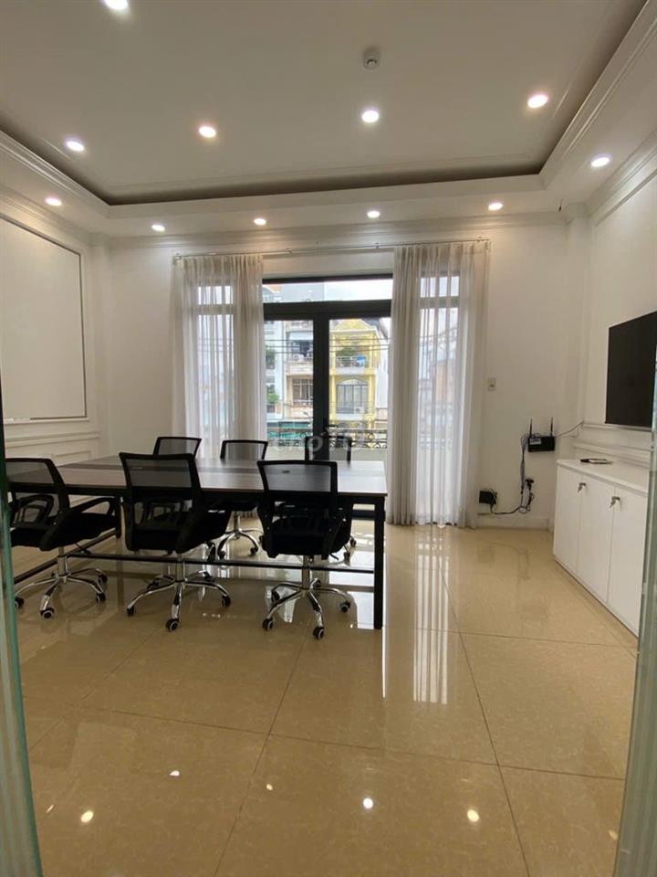 Chính chủ cho thuê MT 185C Lê Quang Định, 5x20m, thang máy