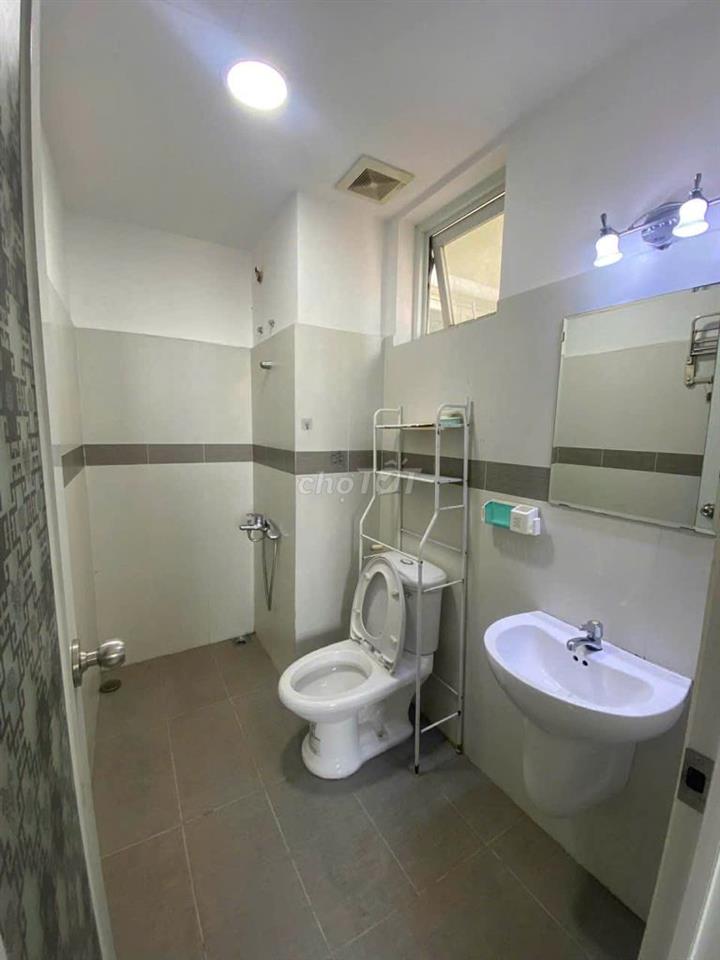 Chung cư 10A Trần Nhật Duật. Q1: 75m2, 2p ngủ, 2wc, full NT, 13triệu