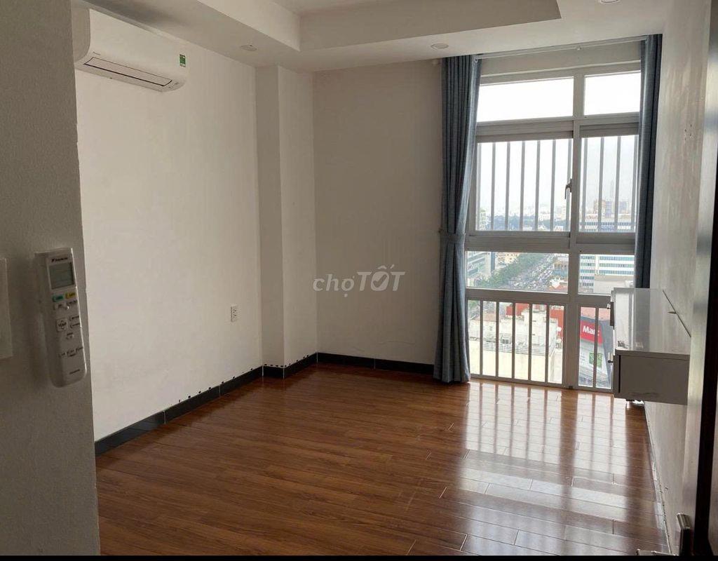Penthouse Lữ Gia Plaza, Quận 11 - 185m, 4PN 3WC, full nội thất