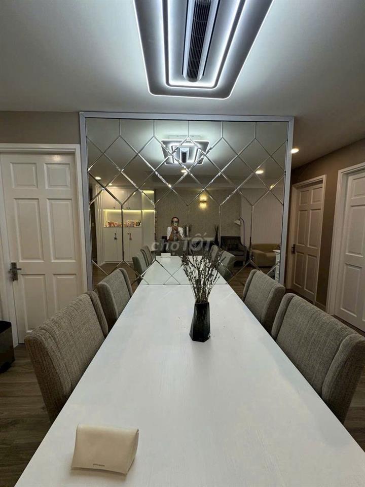 Bán căn hộ 107 Trương Định - Quận 3 - 78m2/2PN