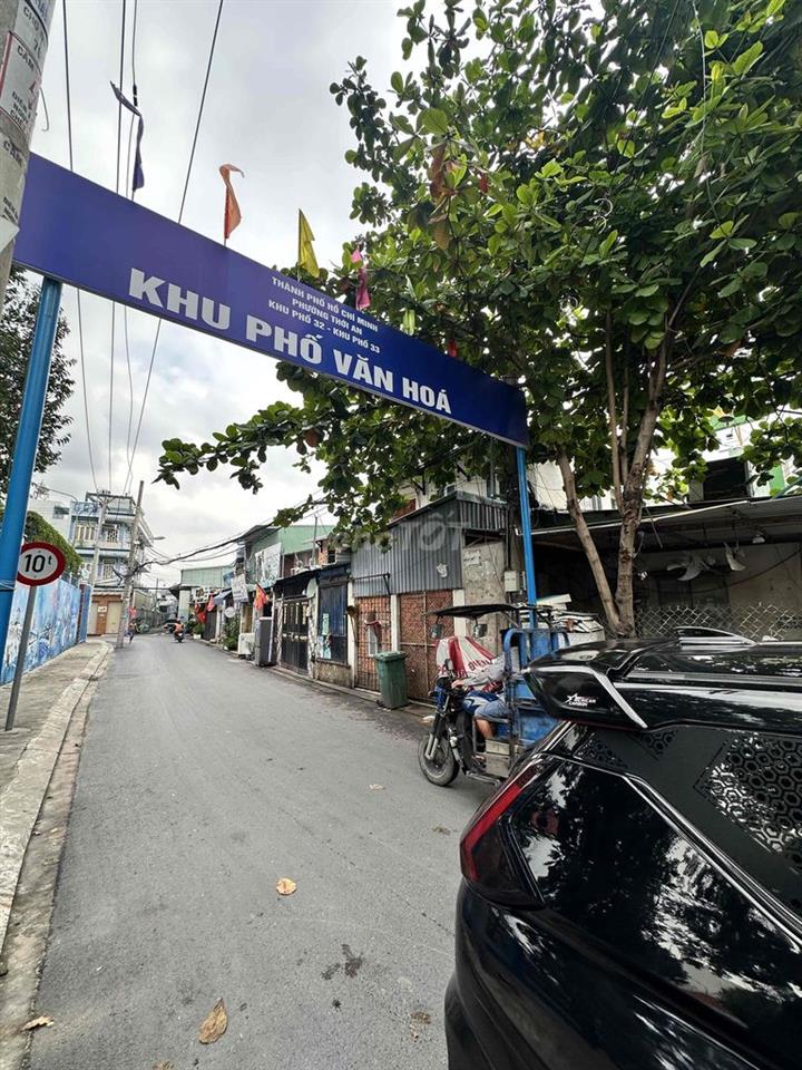 nhà tx39 , 1tret 2 lầu .vừa làm kho hàng vừa ở . hhmg1%