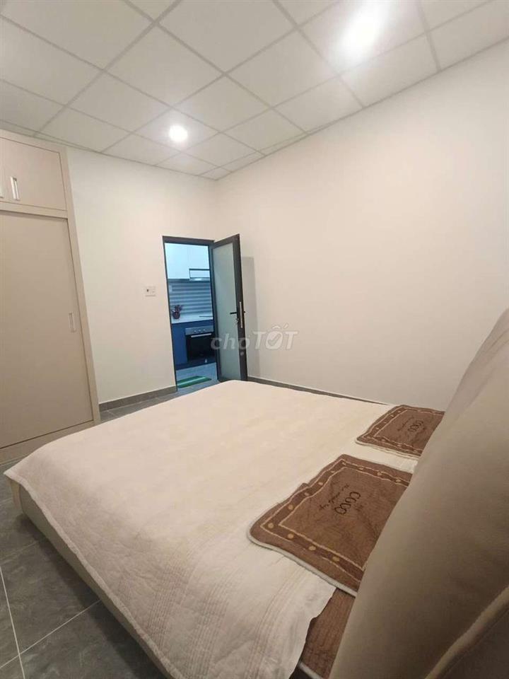 Nhà đẹp mới xây, đã hoàn công 