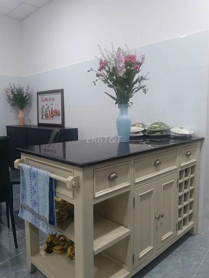 Nhà đẹp mới xây, đã hoàn công 