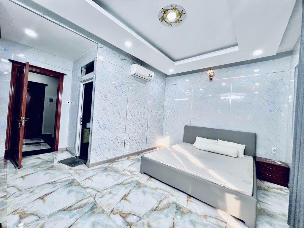 MẶT TIỀN 30M Đ. HOÀNG BẬT ĐẠT P 15 TÂN BÌNH DT:5 X 16M , GIÁ CHỈ 17 TỶ