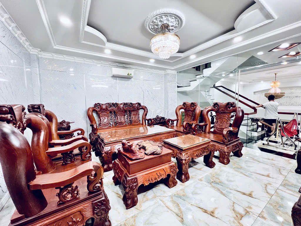 MẶT TIỀN 30M Đ. HOÀNG BẬT ĐẠT P 15 TÂN BÌNH DT:5 X 16M , GIÁ CHỈ 17 TỶ