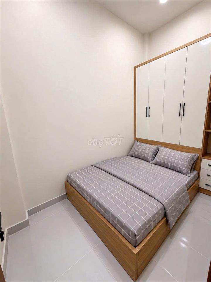 HẺM 2 XE HƠI,Đ.HOÀNG BẬT ĐẠT,P15 TÂN BÌNH,DT:3,6X13M,2 LẦU, GIÁ 6,8 TỶ