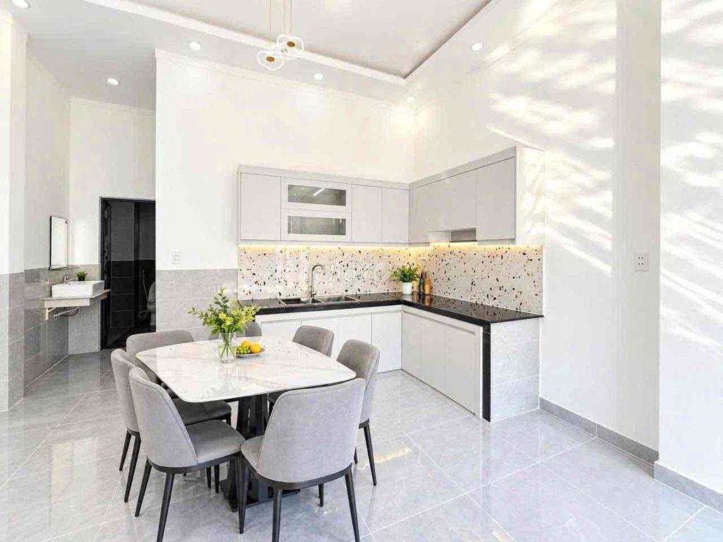 🔥 NHÀ LẦU HOÀN THIỆN NGAY 1 SẸC ĐƯỜNG DT768 - Thiết kế 1 trệt 1 lầu, s