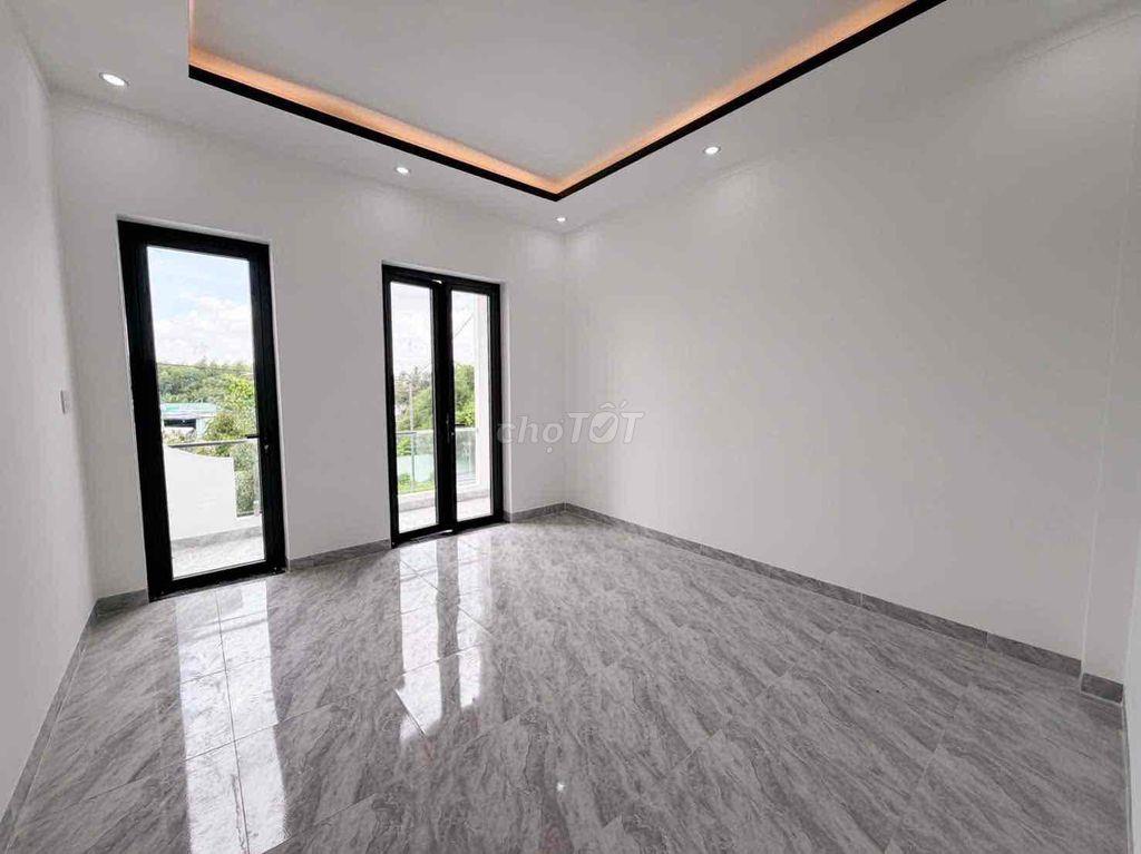 NHÀ LẦU P. PHƯỚC TÂN - CAM KẾT KHÔNG NGẬP – CHỈ 700 TRIỆU SHR ĐÃ HOÀN