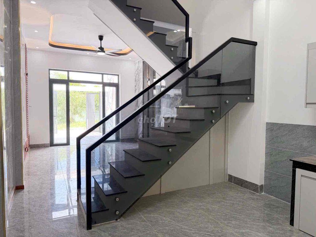 NHÀ LẦU P. PHƯỚC TÂN - CAM KẾT KHÔNG NGẬP – CHỈ 700 TRIỆU SHR ĐÃ HOÀN