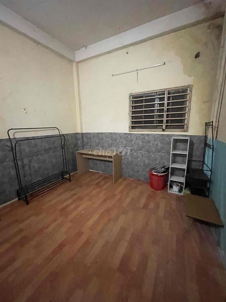 Phòng giá rẻ sát trường Hutech điện biên phủ