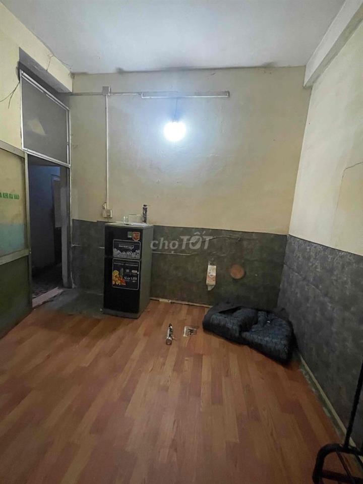 Phòng giá rẻ sát trường Hutech điện biên phủ