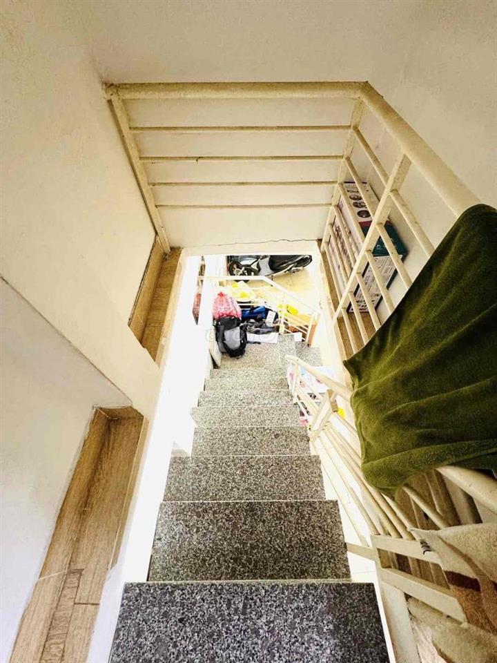 Bán nhà Quận 10, 2 tầng, 3PN, 35m2, gần Vạn Hạnh Mall