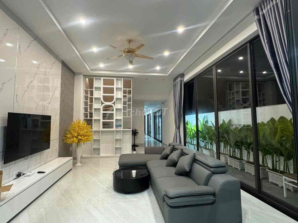 Chính chủ cần bán căn villa mới xây xong