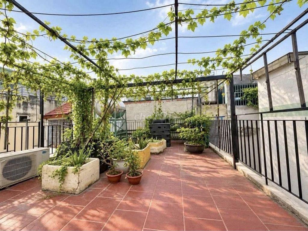 NGAY CV GIA ĐỊNH - NHÀ 4 TẦNG BTCT - 5.2m x 20m - SÁT HXH - NỞ HẬU