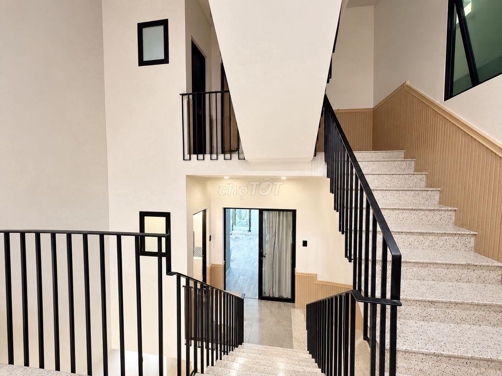 NGAY CV GIA ĐỊNH - NHÀ 4 TẦNG BTCT - 5.2m x 20m - SÁT HXH - NỞ HẬU