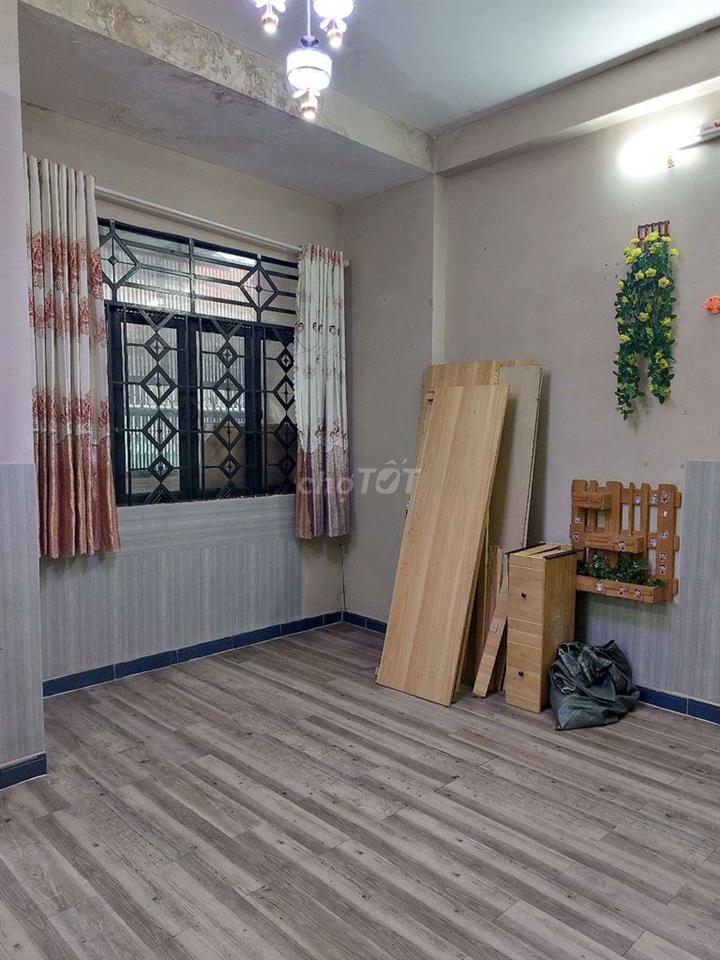 BÁN NHÀ Q12 VỊ TRÍ ĐẸP
