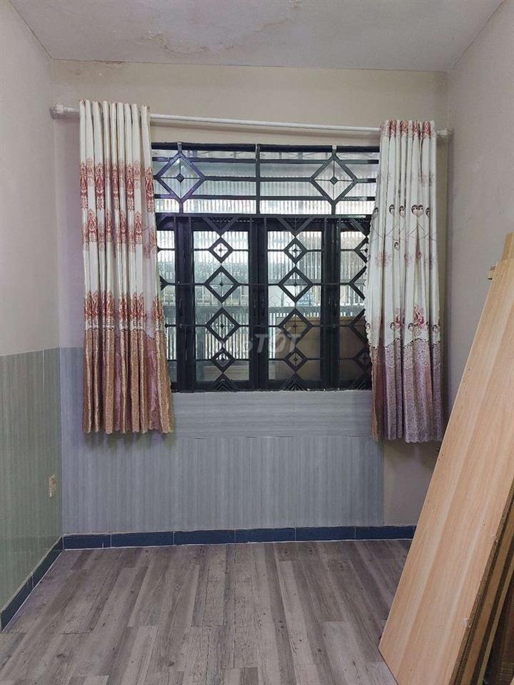 BÁN NHÀ Q12 VỊ TRÍ ĐẸP