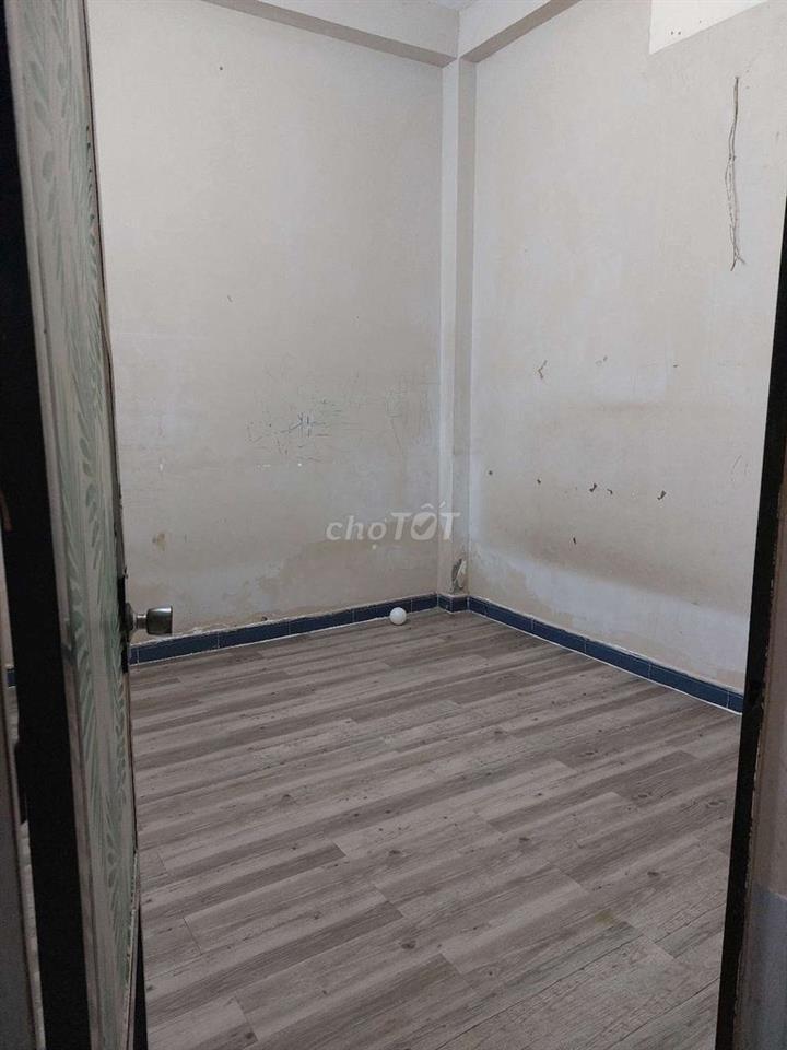 BÁN NHÀ Q12 VỊ TRÍ ĐẸP