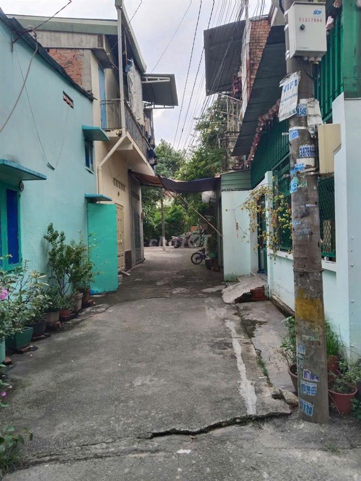 BÁN ĐẤT TẶNG NHÀ CẤP 4 LINH XUÂN THỦ ĐỨC 76,6m² - CHÍNH CHỦ