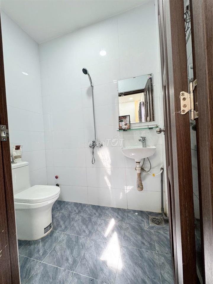 PHÒNG TRỌ - GẦN ĐH BÁCH KHOA TP.HCM - VẠN HẠNH MALL