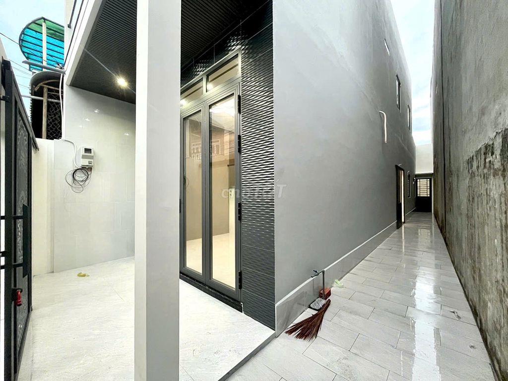 BÁN 2 CĂN NHÀ CHỈ 3 TỶ 150 (1 NHÀ TRỆT LẦU MỚI ĐẸP + 1 NHÀ CẤP 4 MỚI)