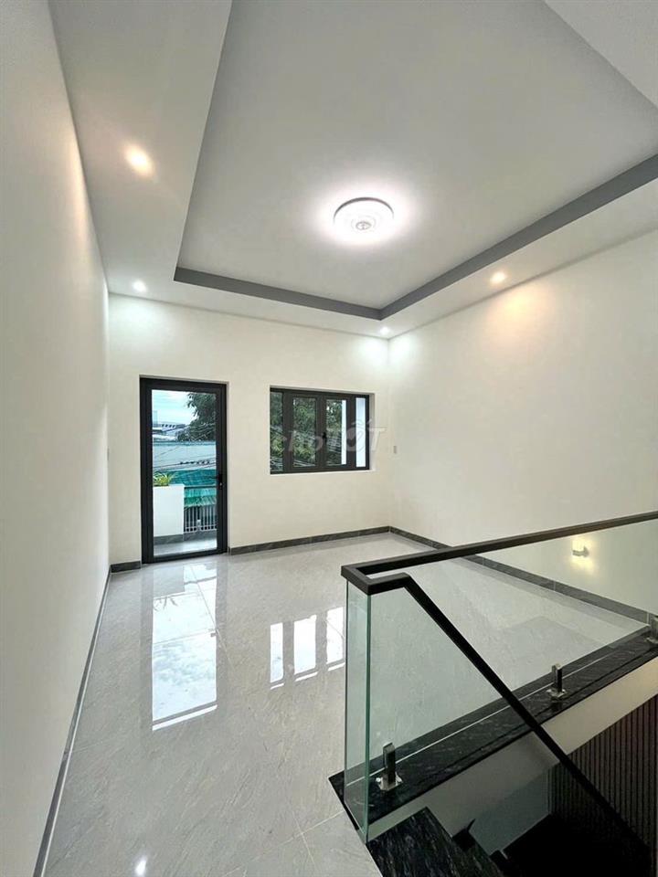 BÁN 2 CĂN NHÀ CHỈ 3 TỶ 150 (1 NHÀ TRỆT LẦU MỚI ĐẸP + 1 NHÀ CẤP 4 MỚI)