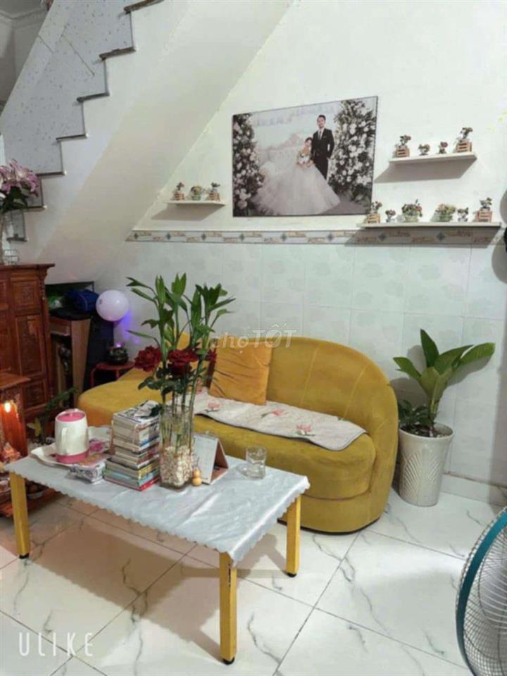 nhà 20m2,gần nhà trẻ,shr