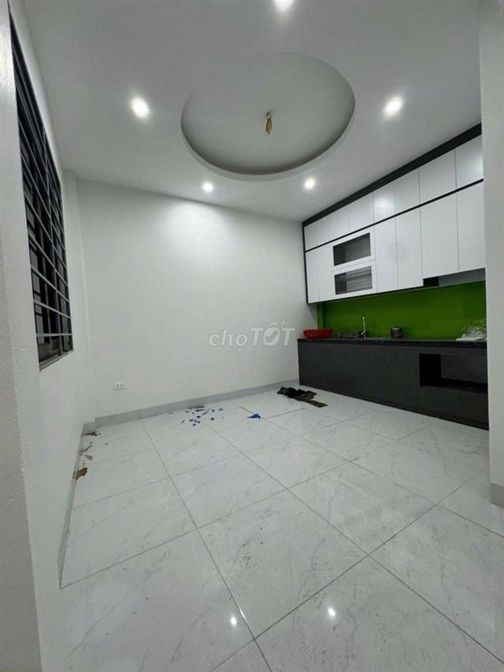 Nhà Tây Mỗ, diện tích 40m2, Giá khoảng 6 tỷ, xách vali là ở được luôn