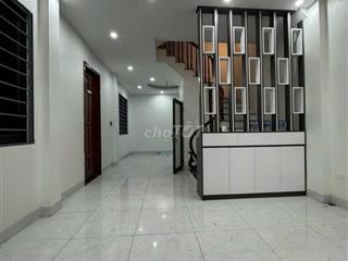 Nhà Tây Mỗ, diện tích 40m2, Giá khoảng 6 tỷ, xách vali là ở được luôn