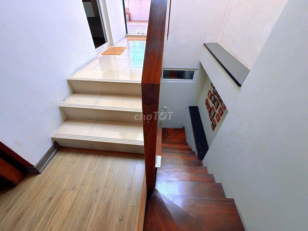 CHÍNH CHỦ BÁN NHÀ TỰ XÂY THỤY KHUÊ – 61M² x 5 TẦNG, NỞ HẬU