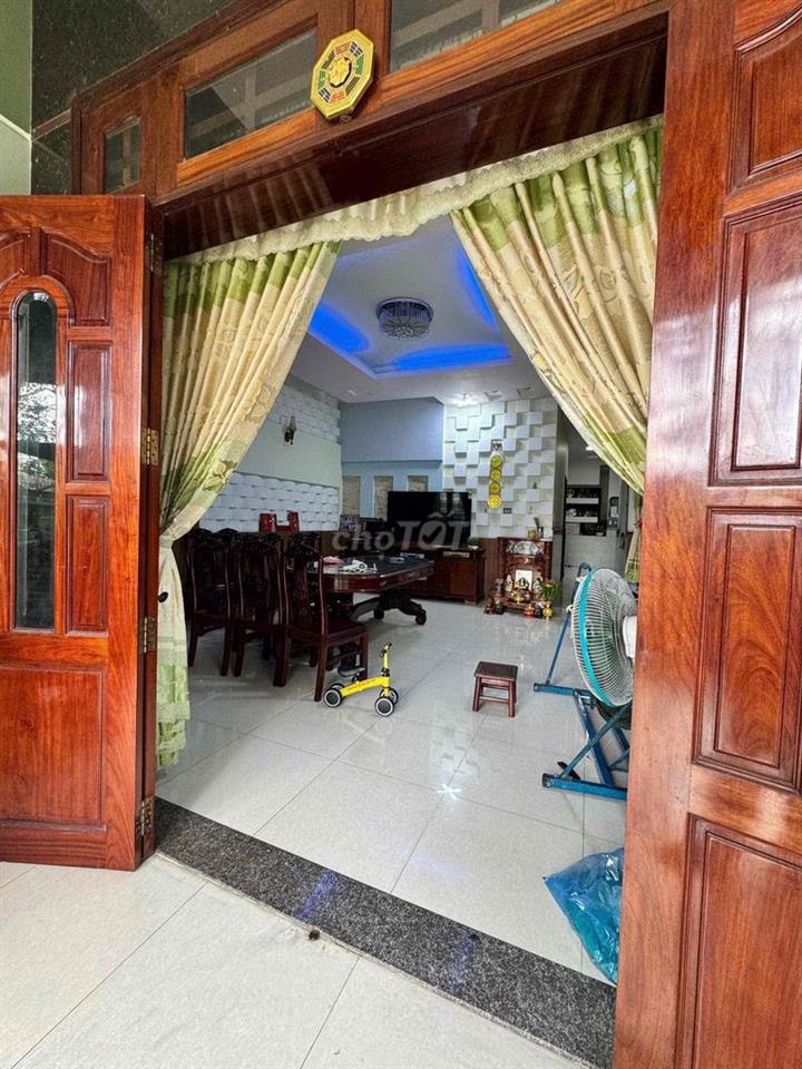 Chính chủ bán nhà MT Nguyễn Tri Phương TDM, sổ riêng hoàn công