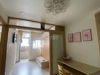 Cho thuê căn hộ chung cư B1 Trường Sa đầy đủ nội thất