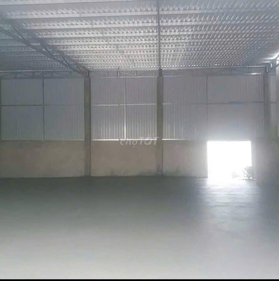 Cho thuê Kho 10 x 20, Tân Đông Hiệp, giá 10tr