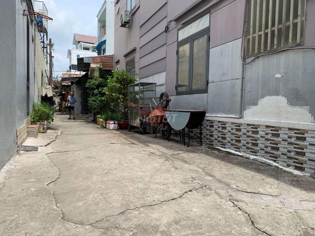 NHÀ GỐC 2MT THẠNH LỘC,NGÃ TƯ GA